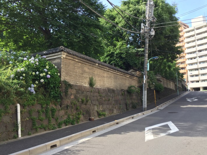 the Walls of Japan @ Yushima temple